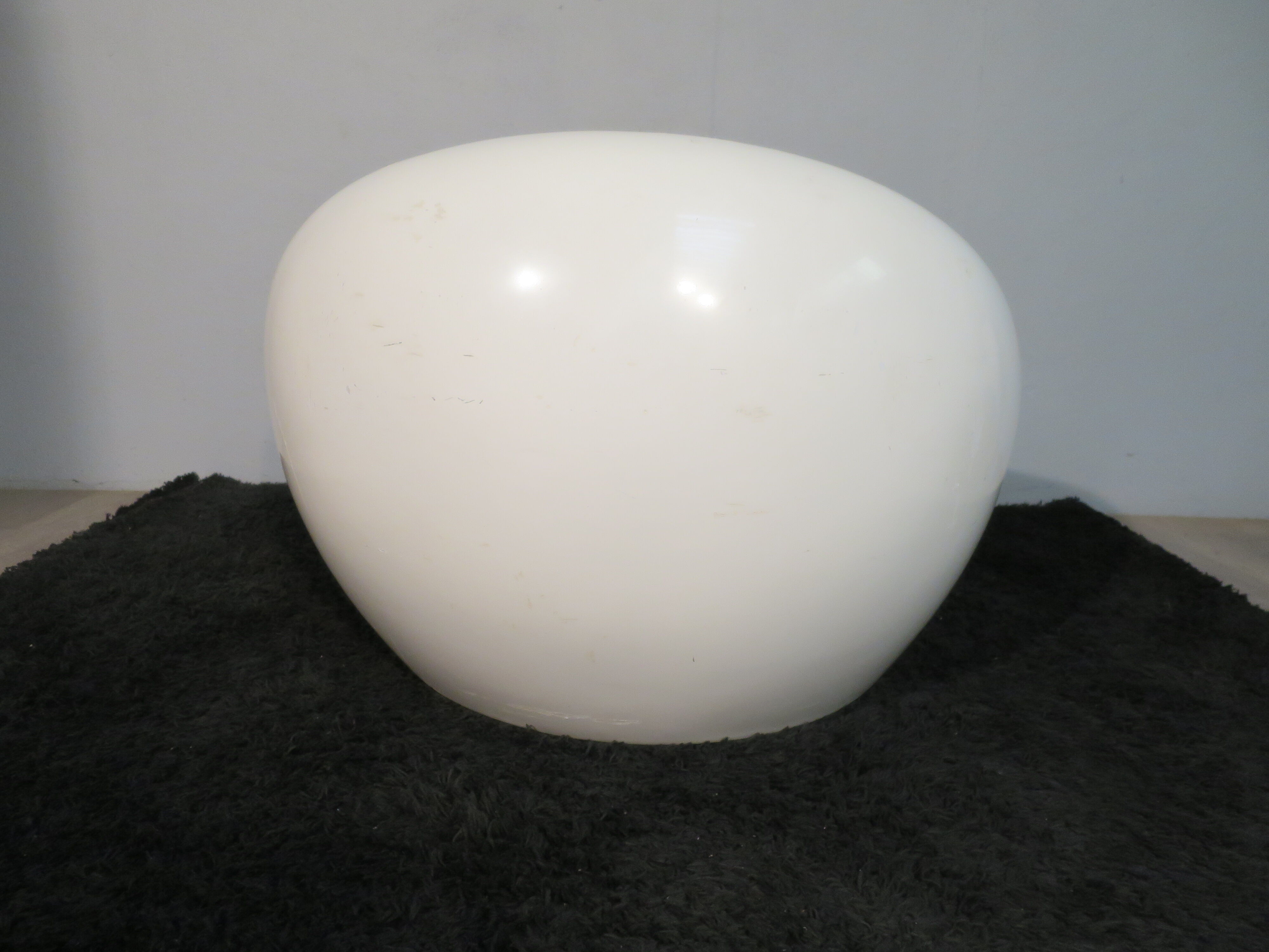 1967 egg pod armchair