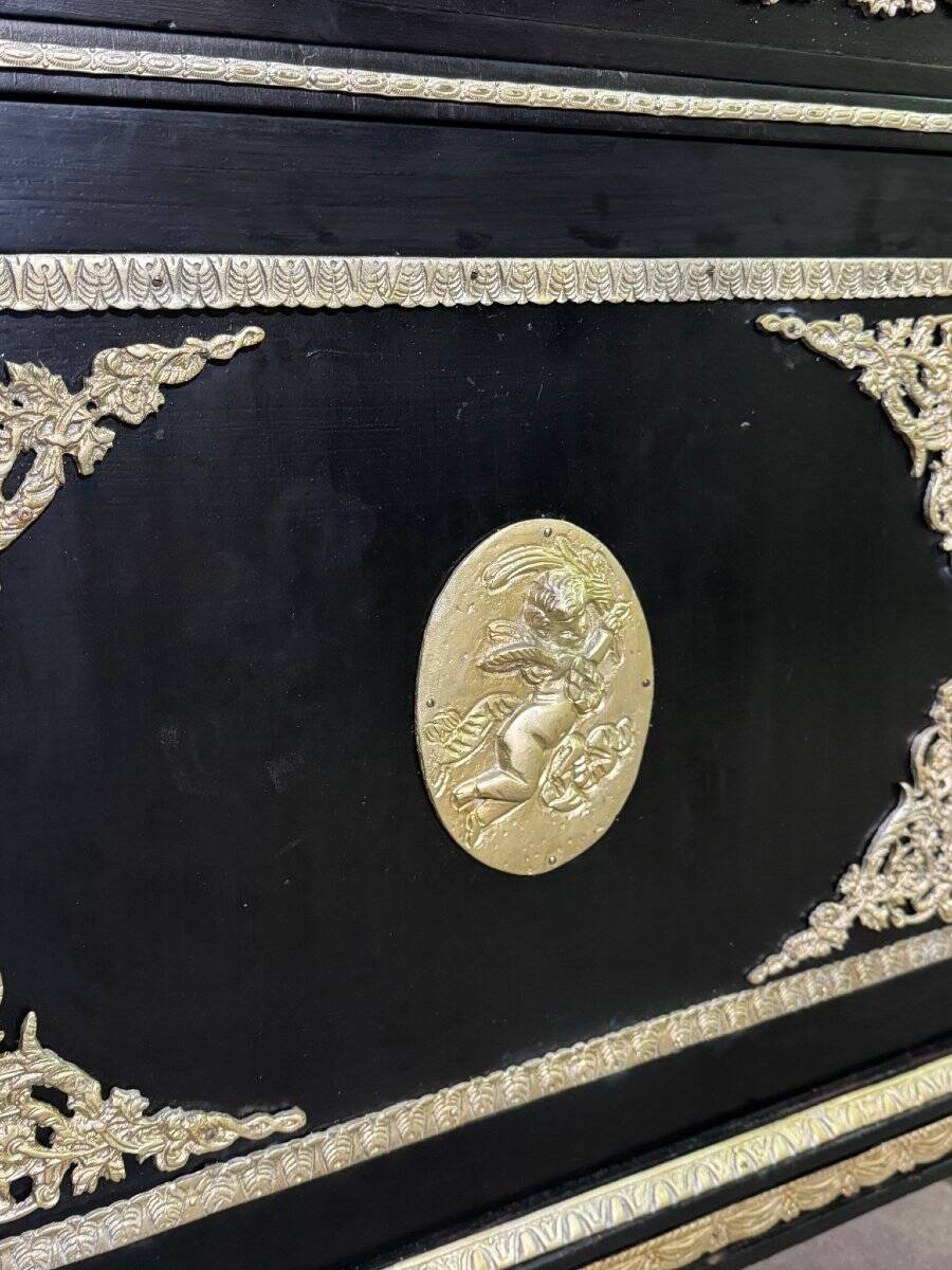 Meuble style Napoléon III "Boulle" en bois laqué