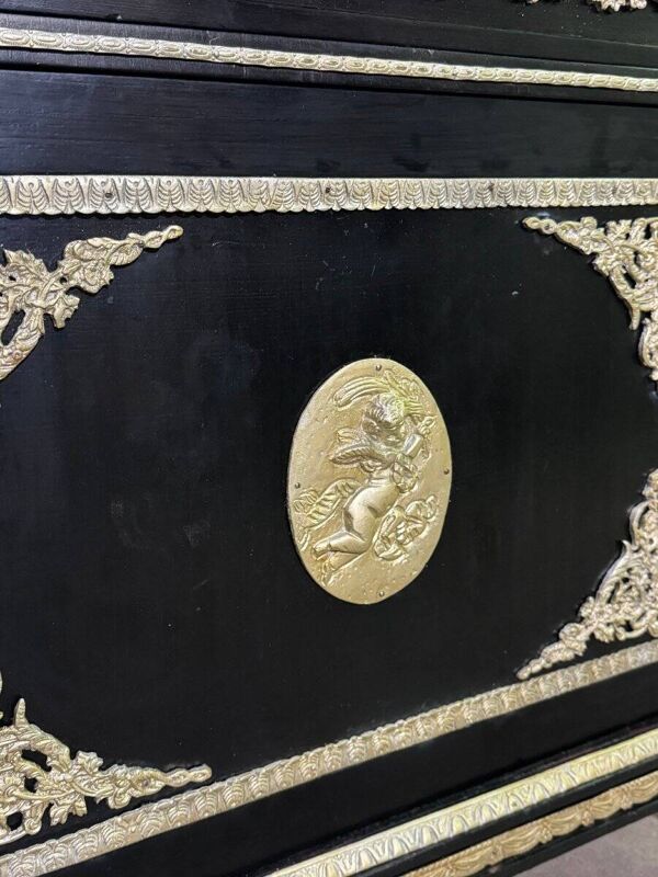 Meuble style Napoléon III ''Boulle'' en bois laqué