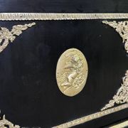 Meuble style Napoléon III "Boulle" en bois laqué