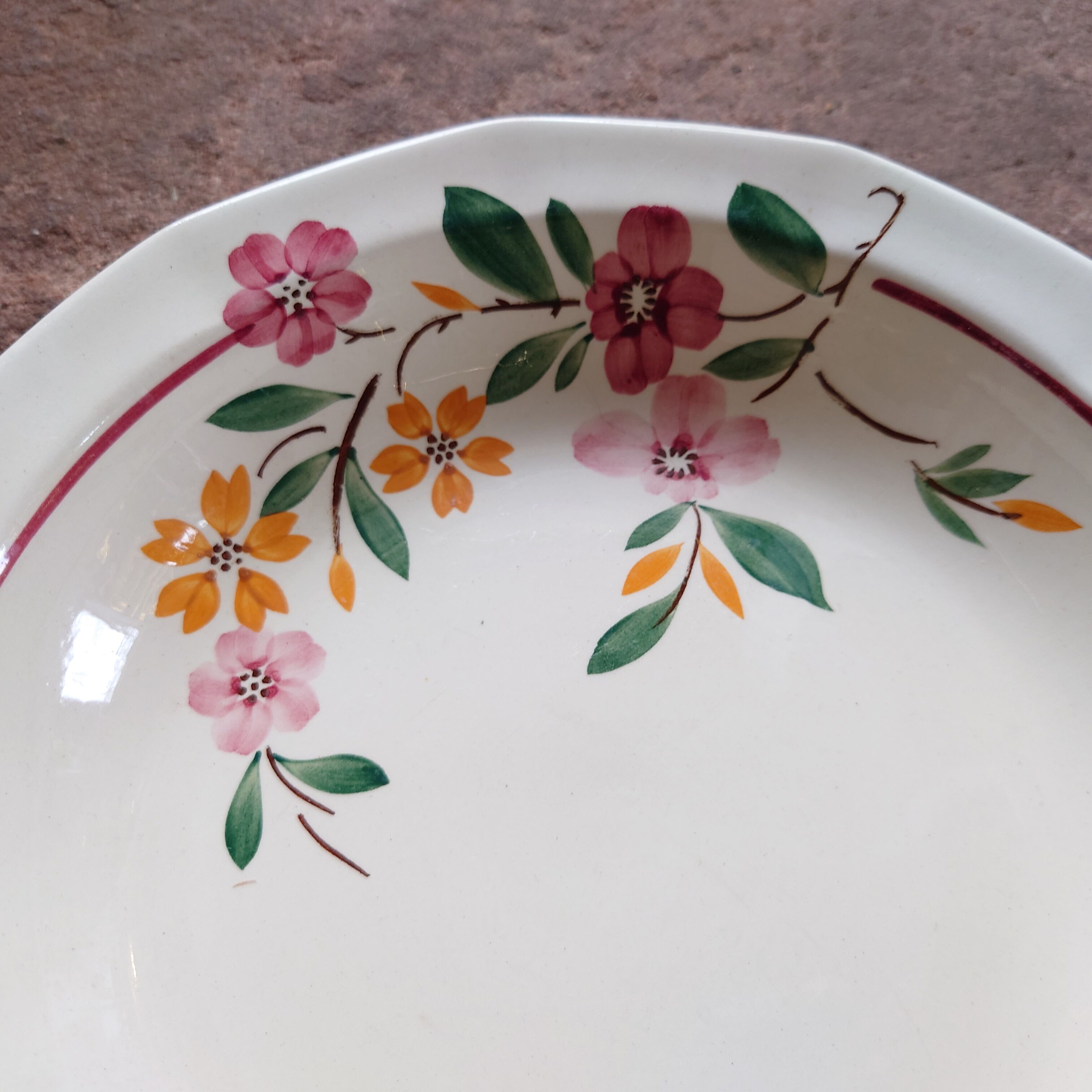 Hollow round dish Bitche de Sarreguemines