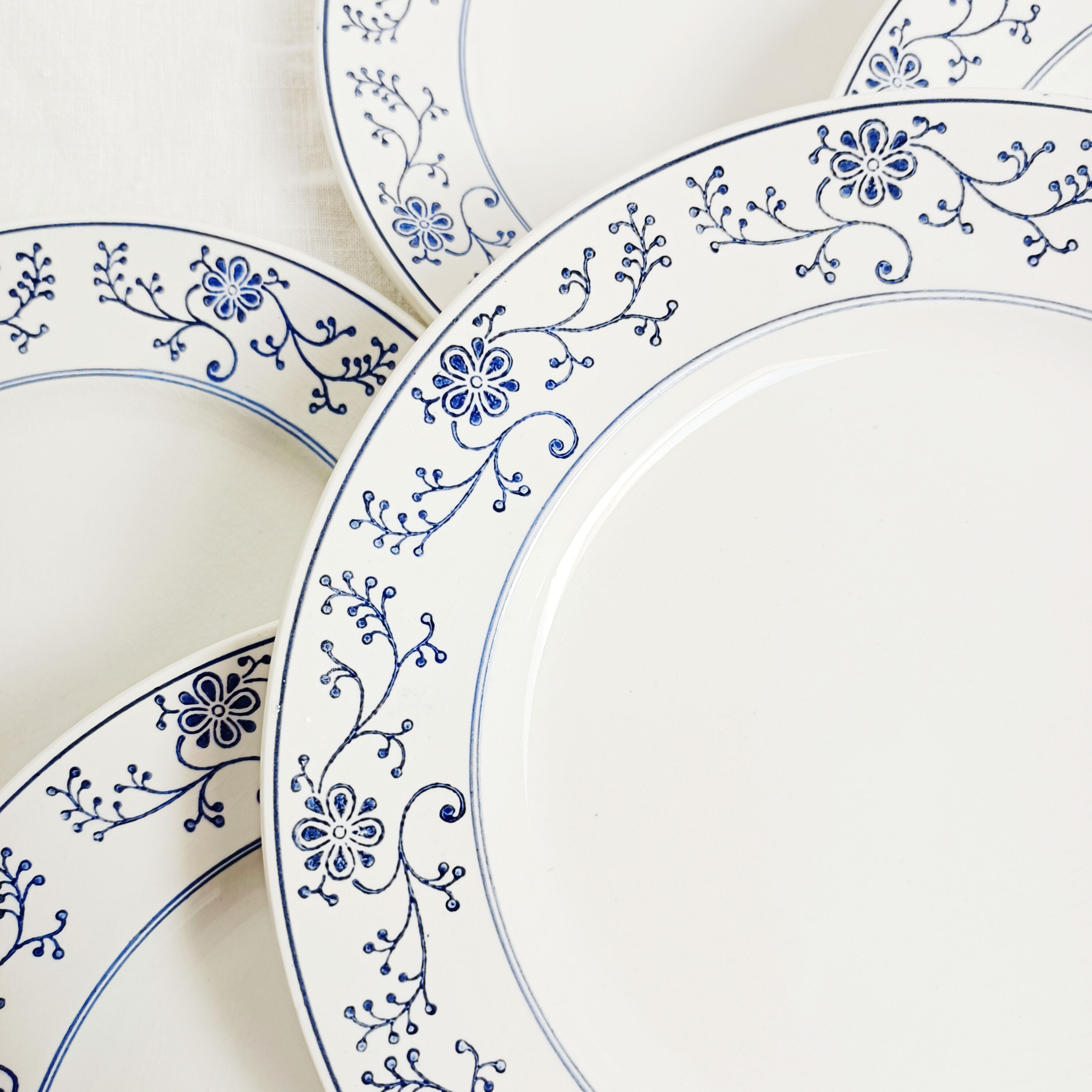 4 flat plates Moulin des loups and Hamage Tournai