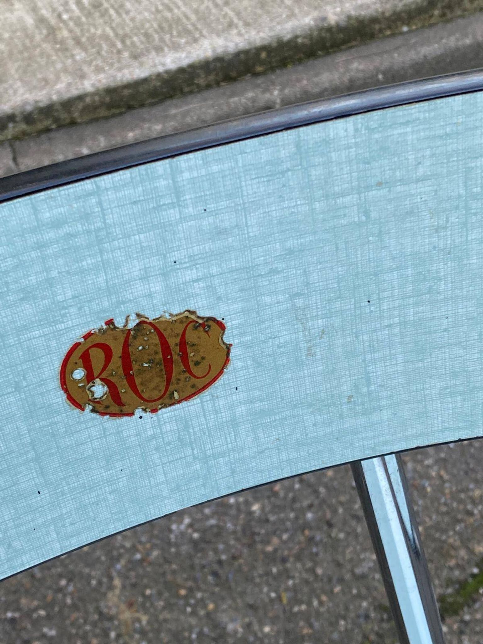 2 chaises formica Roc La Samaritaine bleues années 80