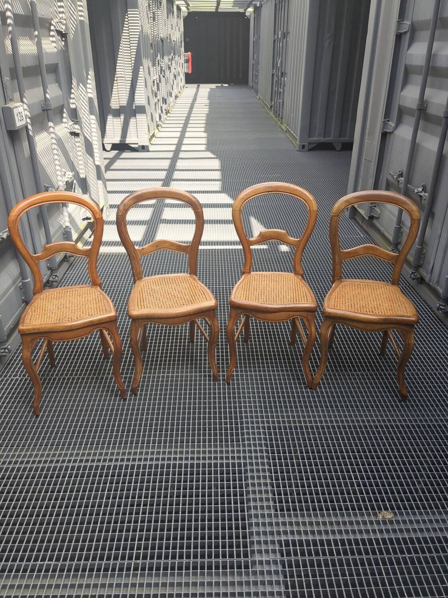 Lot de 4 chaises Louis Philippe