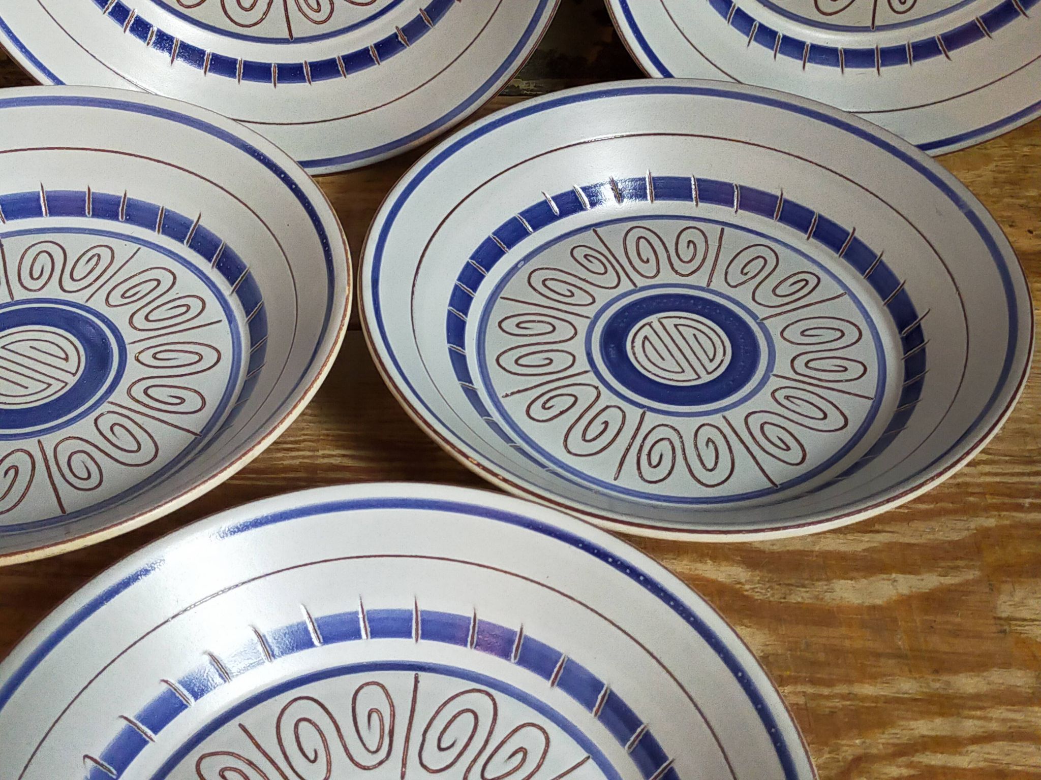 Cinq assiettes creuses céramiques M.B.F.A  PORNIC vintages service Daphné