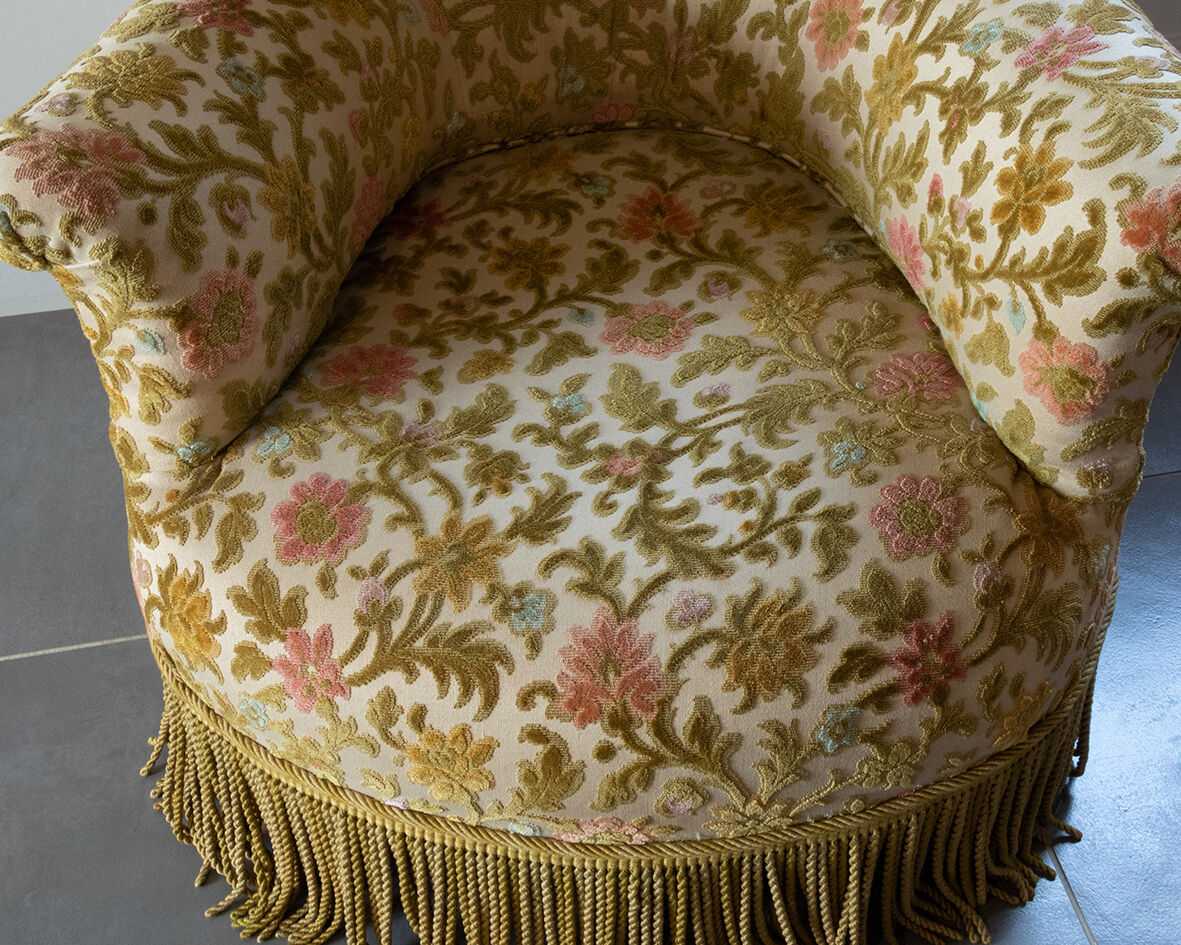 Velvet shepherdess armchair