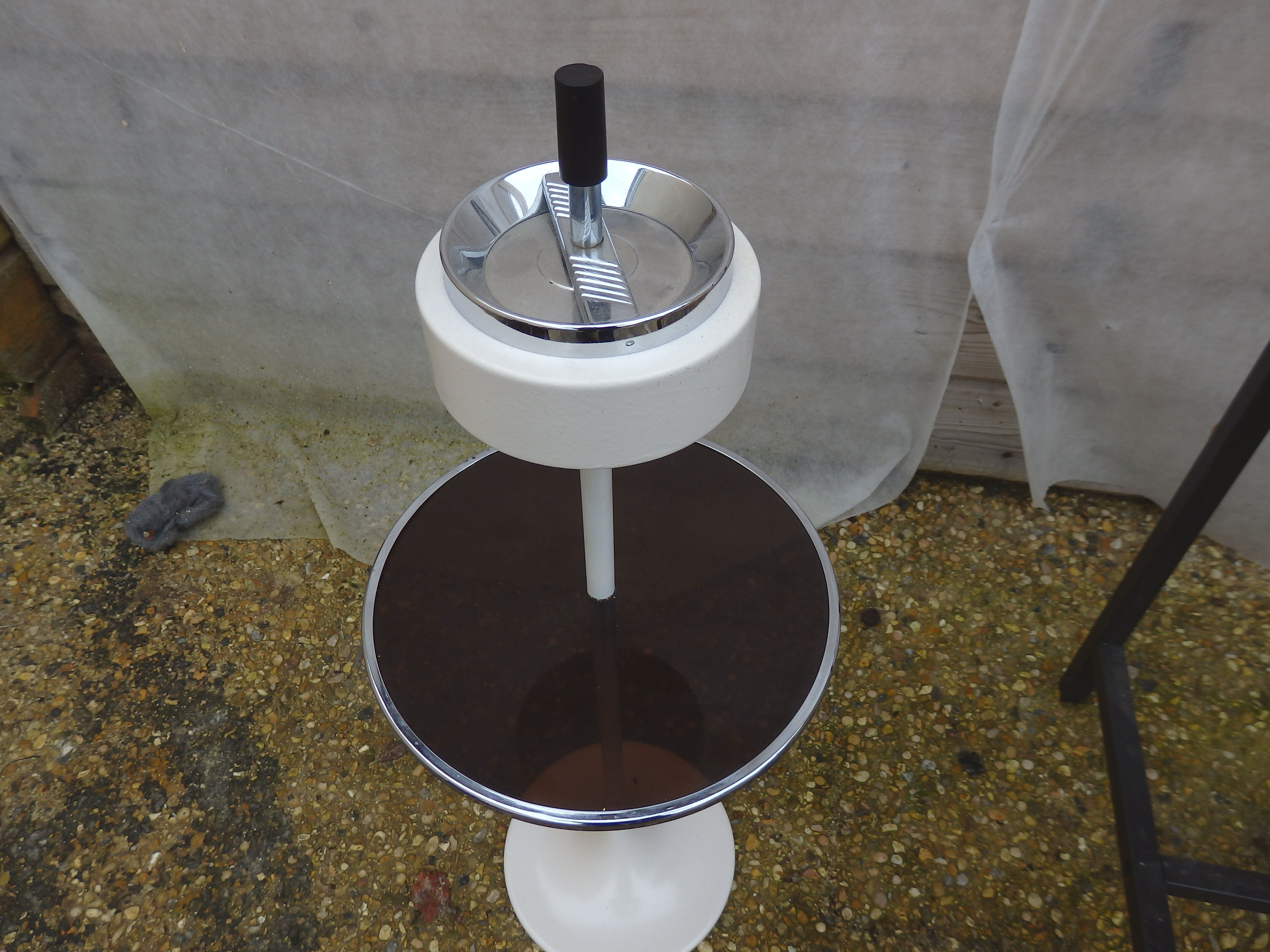 Cendrier swing star vintage années 70 pied tulipe