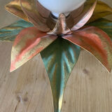 Metal flower wall lamp