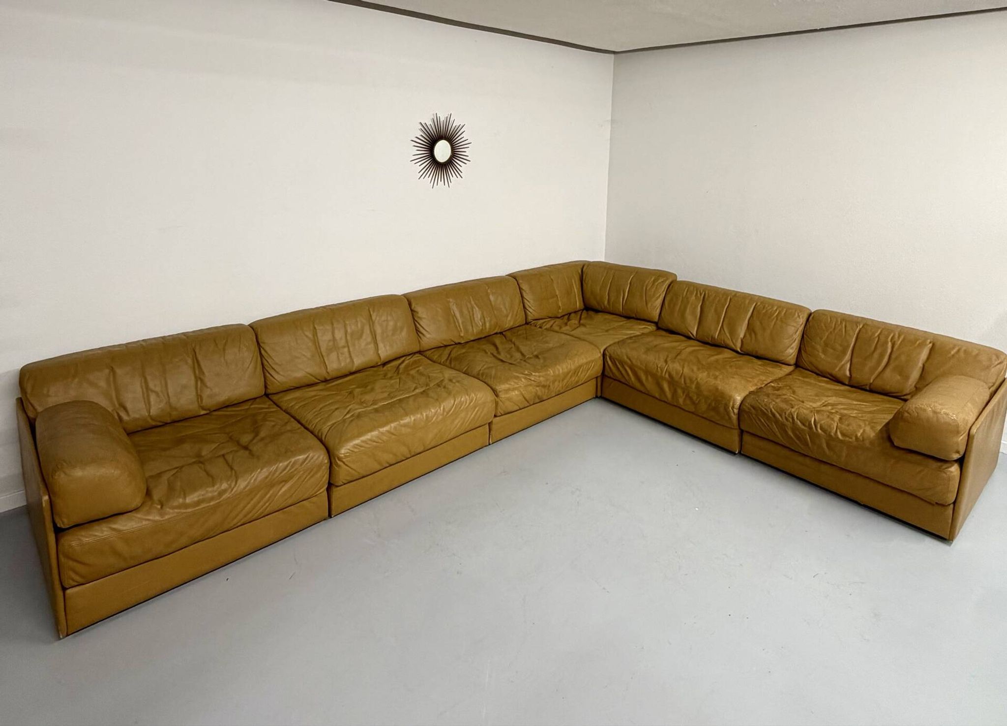 Large modular corner sofa De Sede DS-76, 6 vintage leather modules