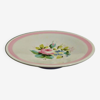 Late 19th century Paris porcelain soup plate with heel
