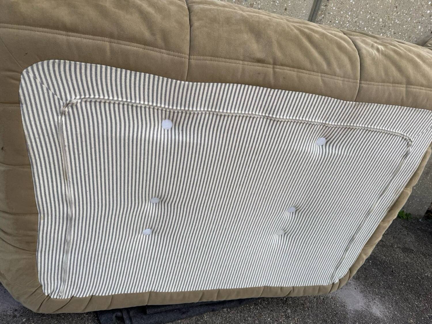 Togo sofa by Ligne Roset