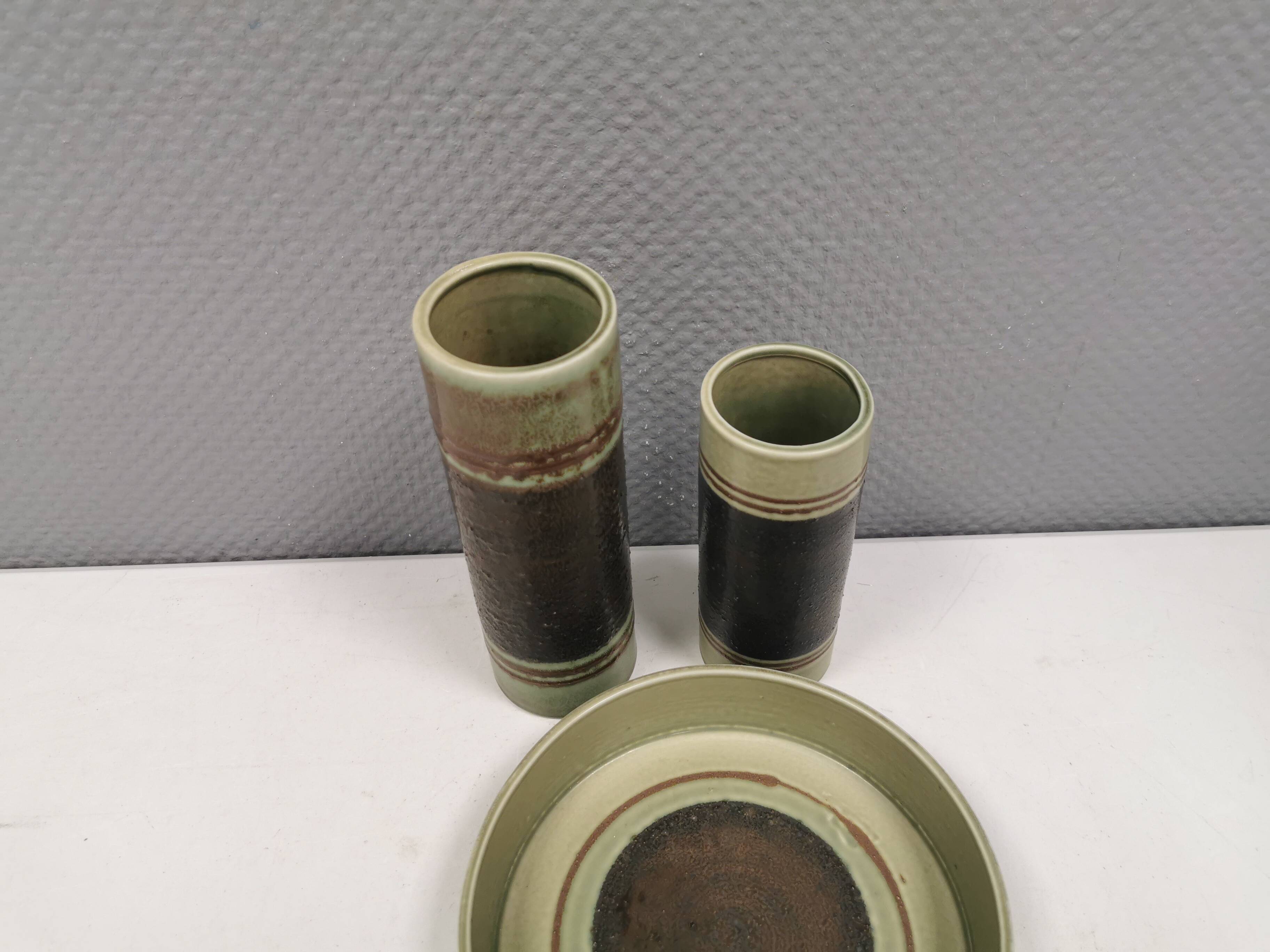 Trio of ceramics, consisting of two vases and a bowl/dish