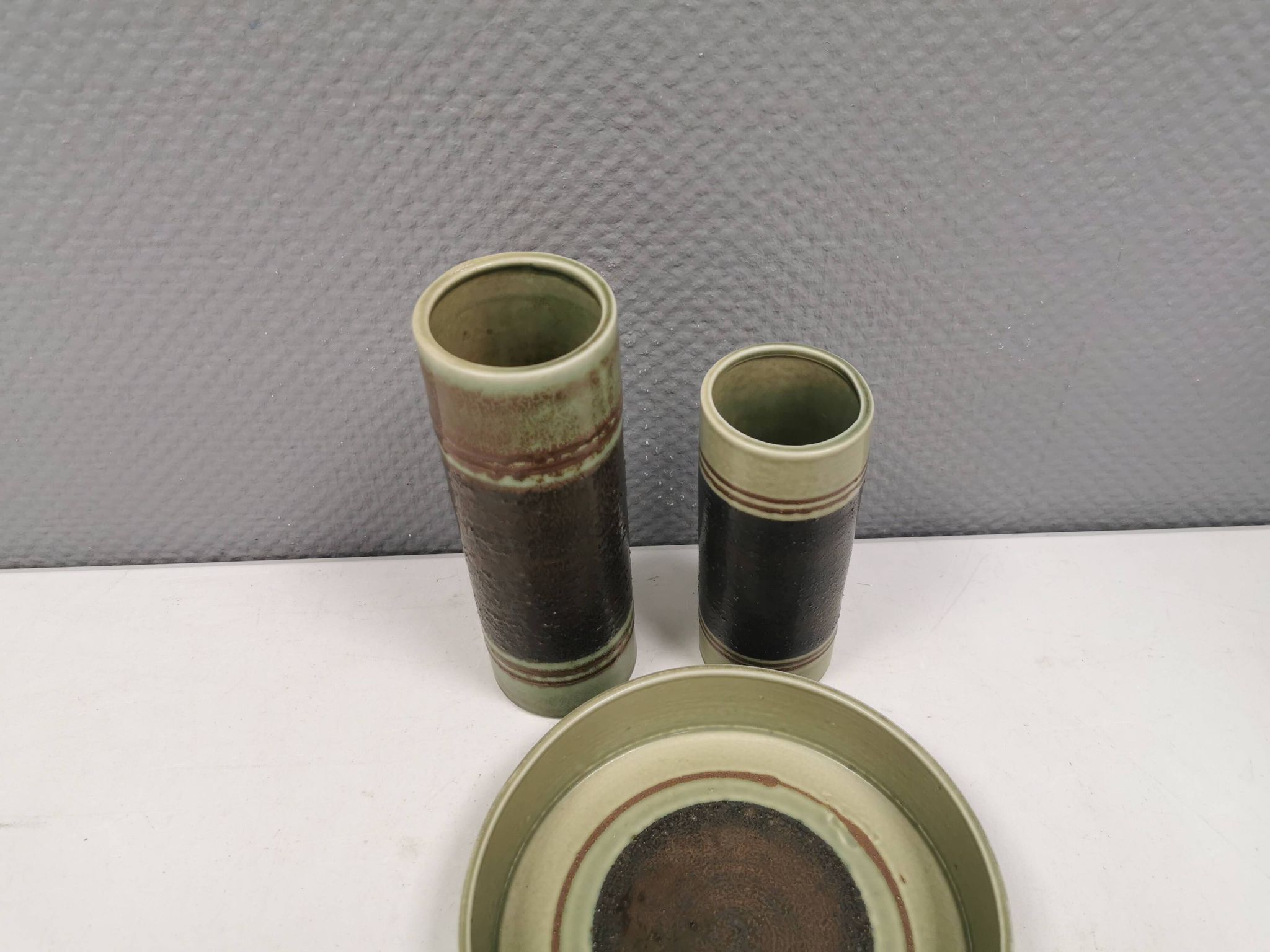 Trio of ceramics, consisting of two vases and a bowl/dish