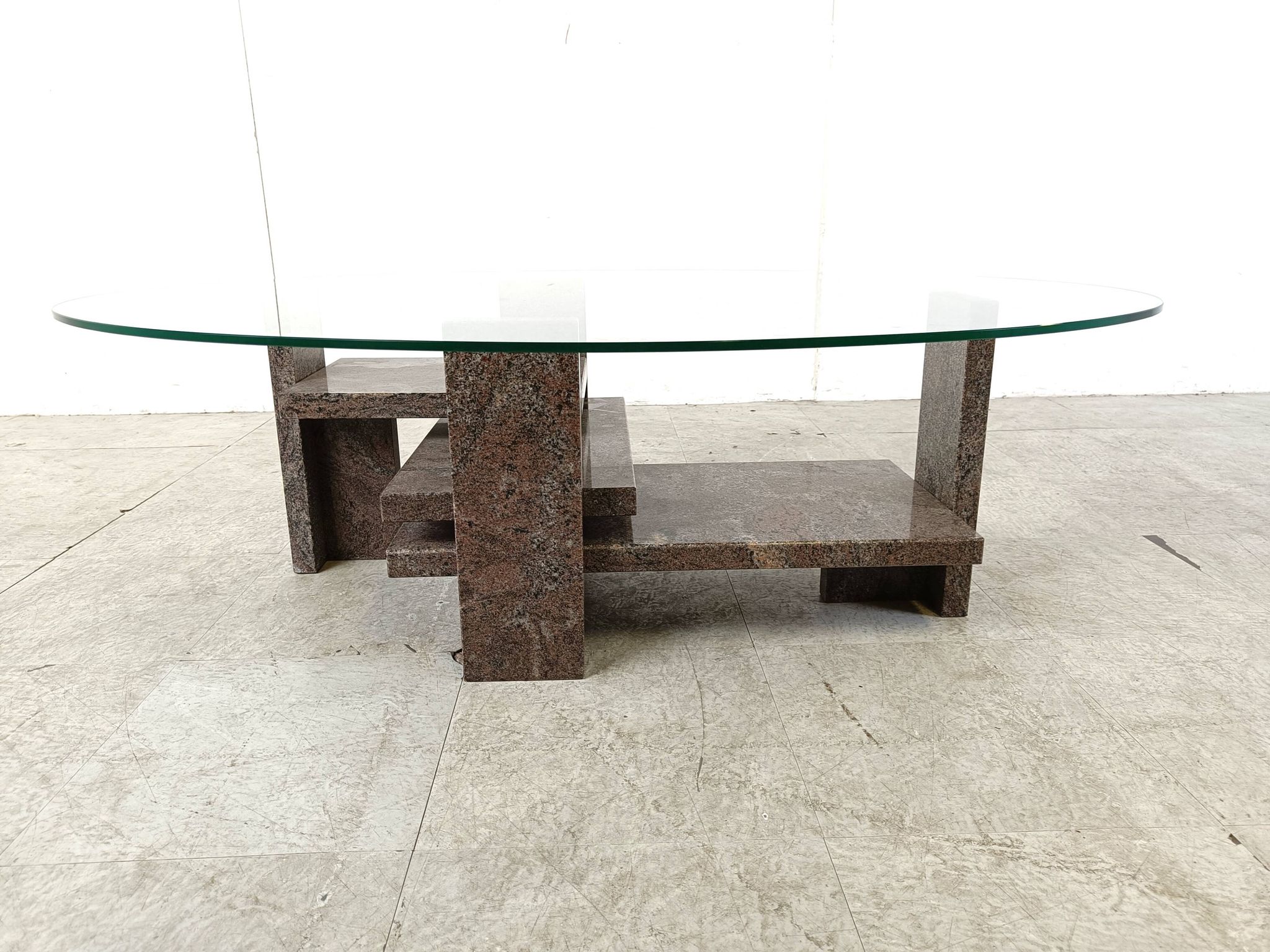 Table basse vintage en granit par Willy Ballez, 1970