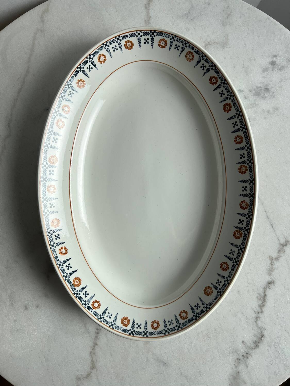 Large oval presentation platter St Amand