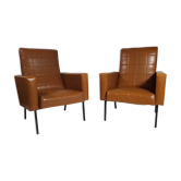 Paire de fauteuils années 60 en skaï marron