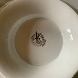 2 plates on feet Moulin des Loups