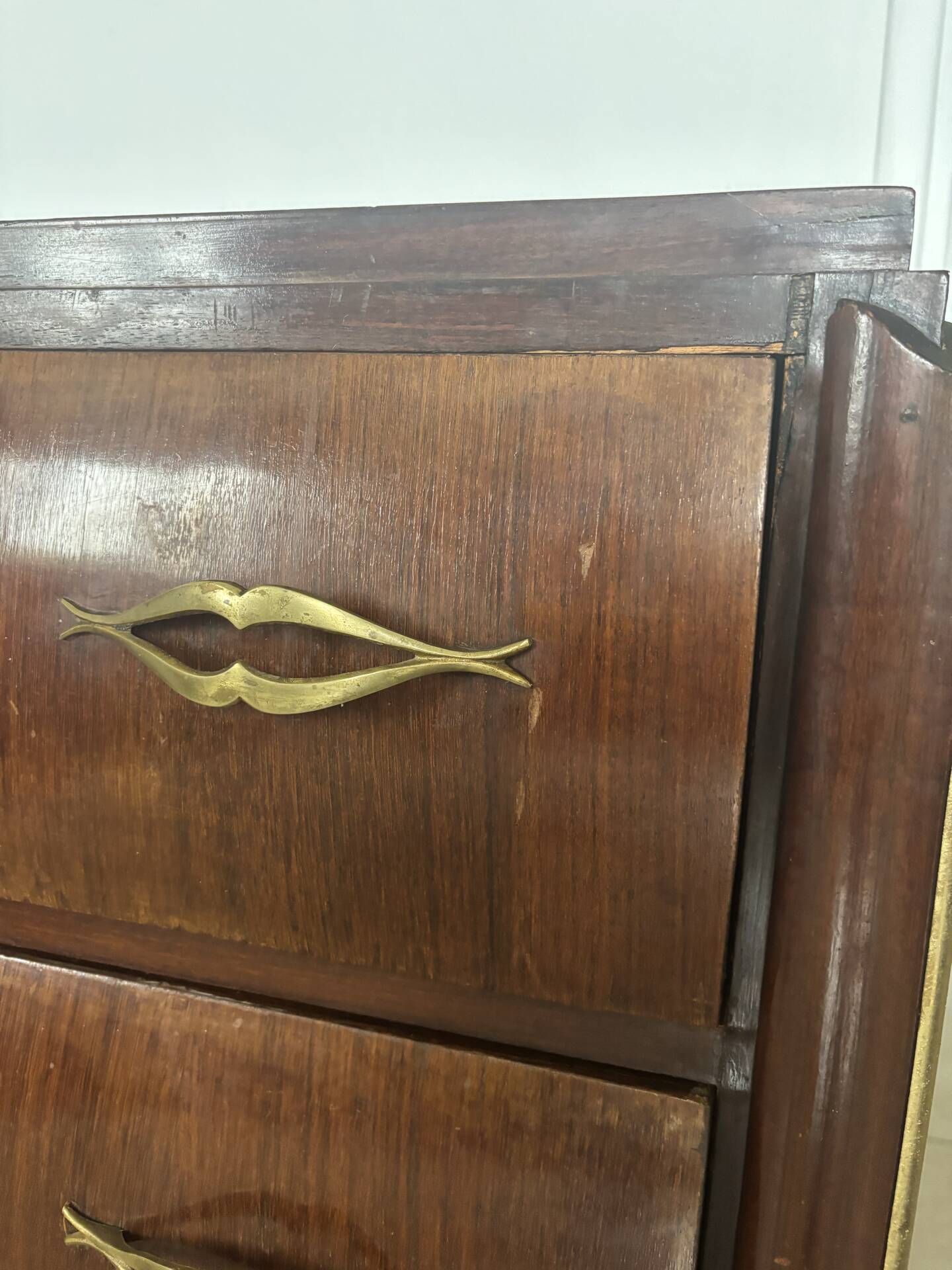 Art Deco chest of drawers