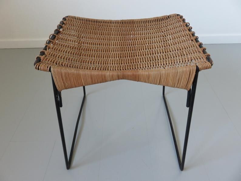 Raoul Guys stool for Airborne in wicker and metal 50s