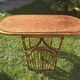 Table ovale en rotin