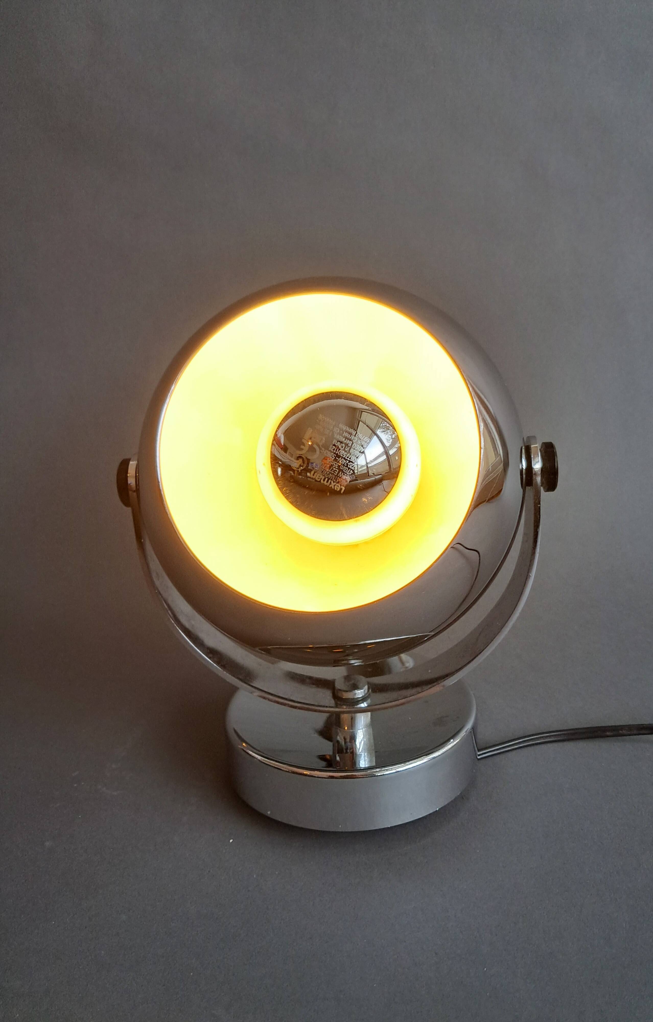 Eyeball chrome wall light 1960/1970