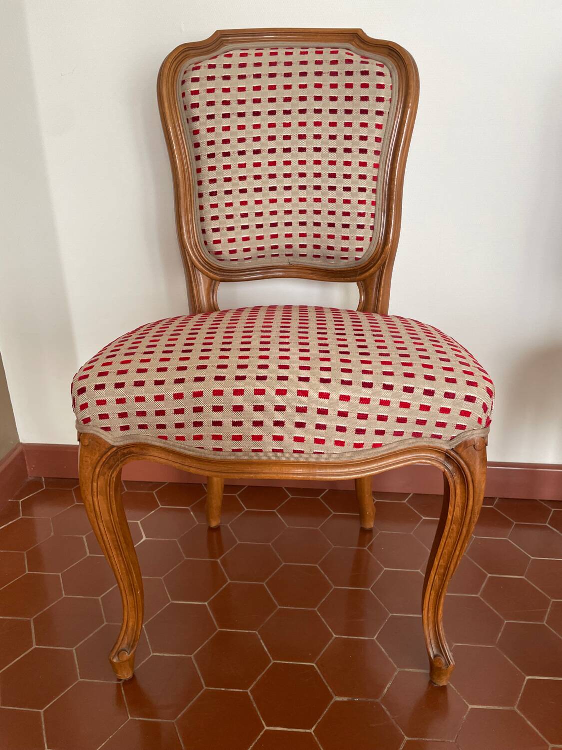 Set of 4 solid wood chairs
