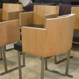 Set of 6 designer armchairs in oak and leather from the 1980s.