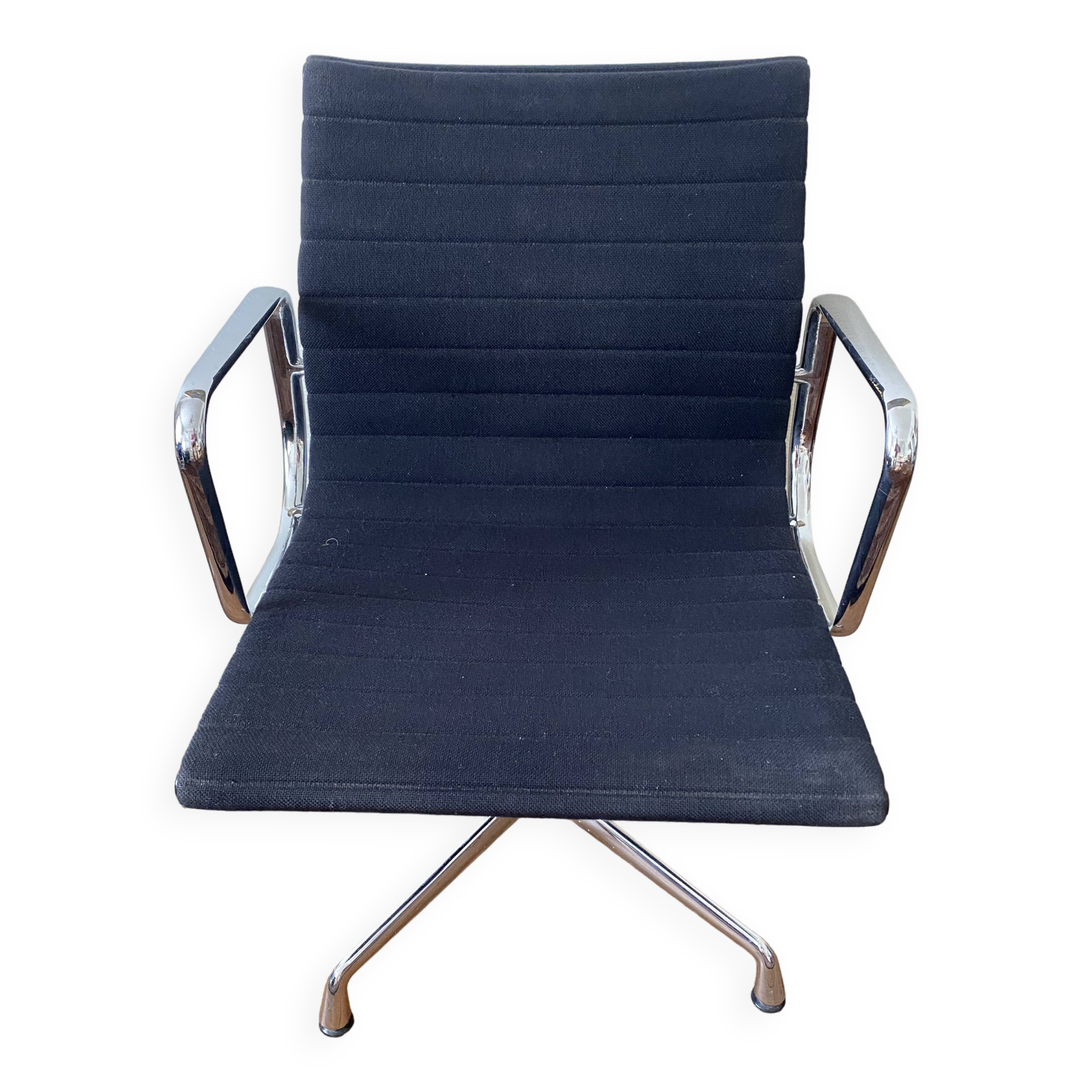 VITRA armchair after EAMES