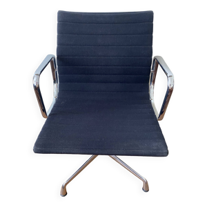 Fauteuil VITRA d’après EAMES