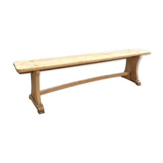 Old bench in solid elm