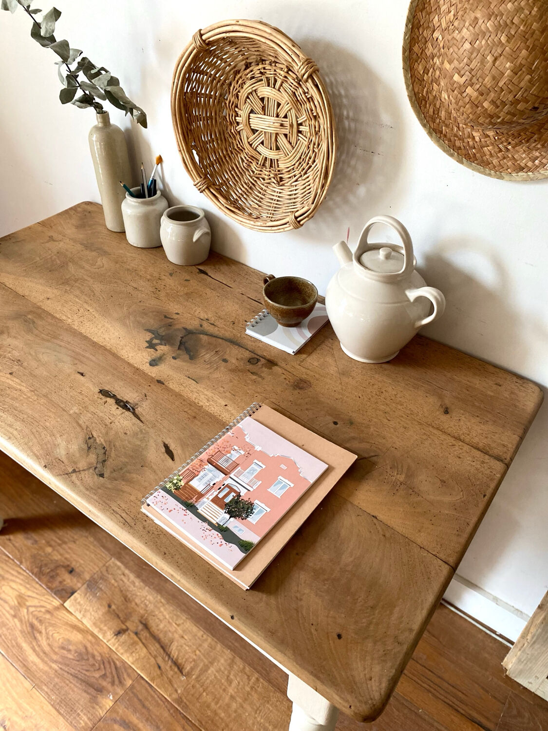 Antique walnut table for 4 people.