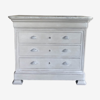 Louis Philippe Lin chest of drawers with Cast Iron Handles
