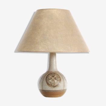 Scandinavian lamp in cermal