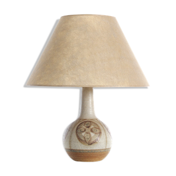 Scandinavian lamp in cermal