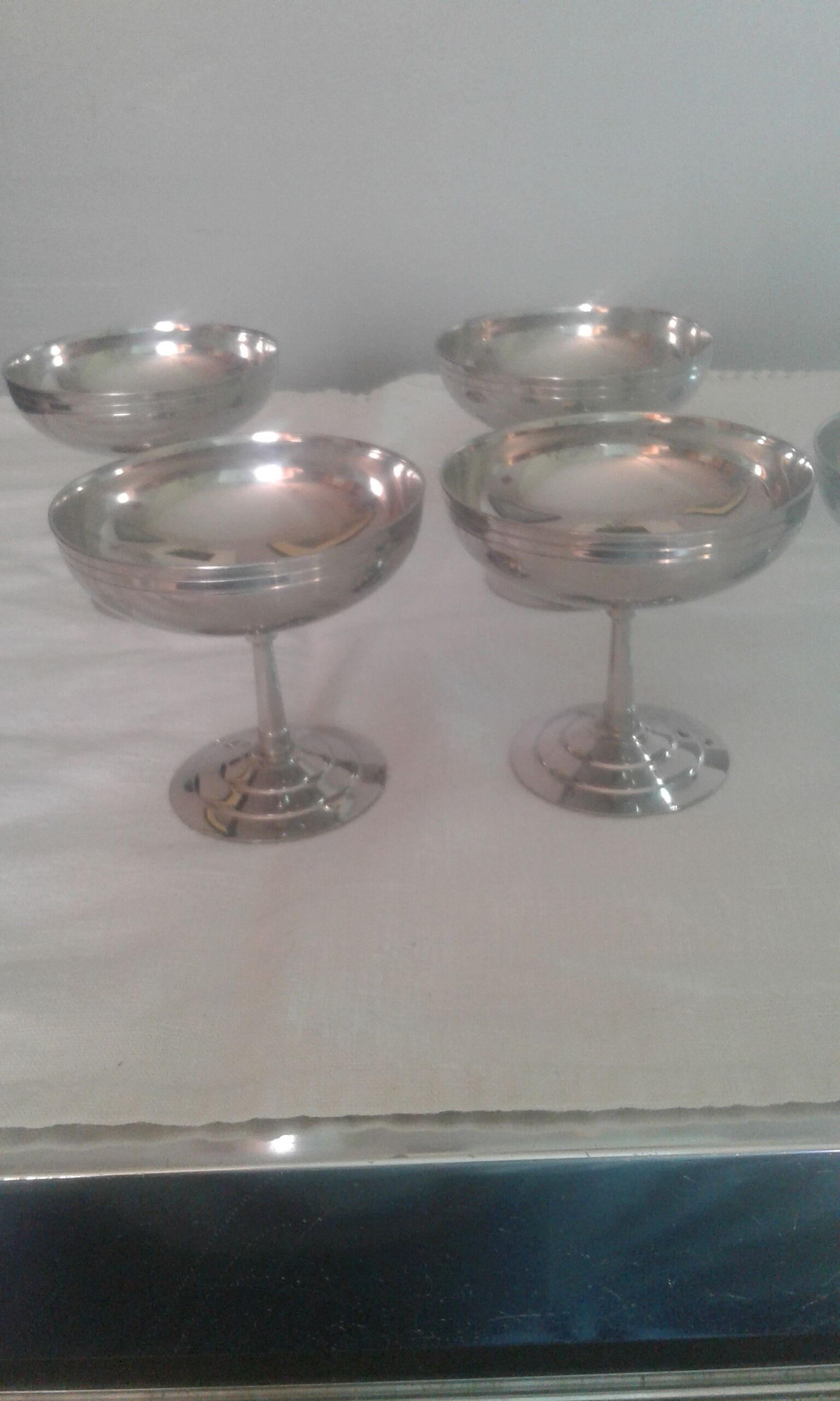 Set of 6 stainless steel ice cups fine feet