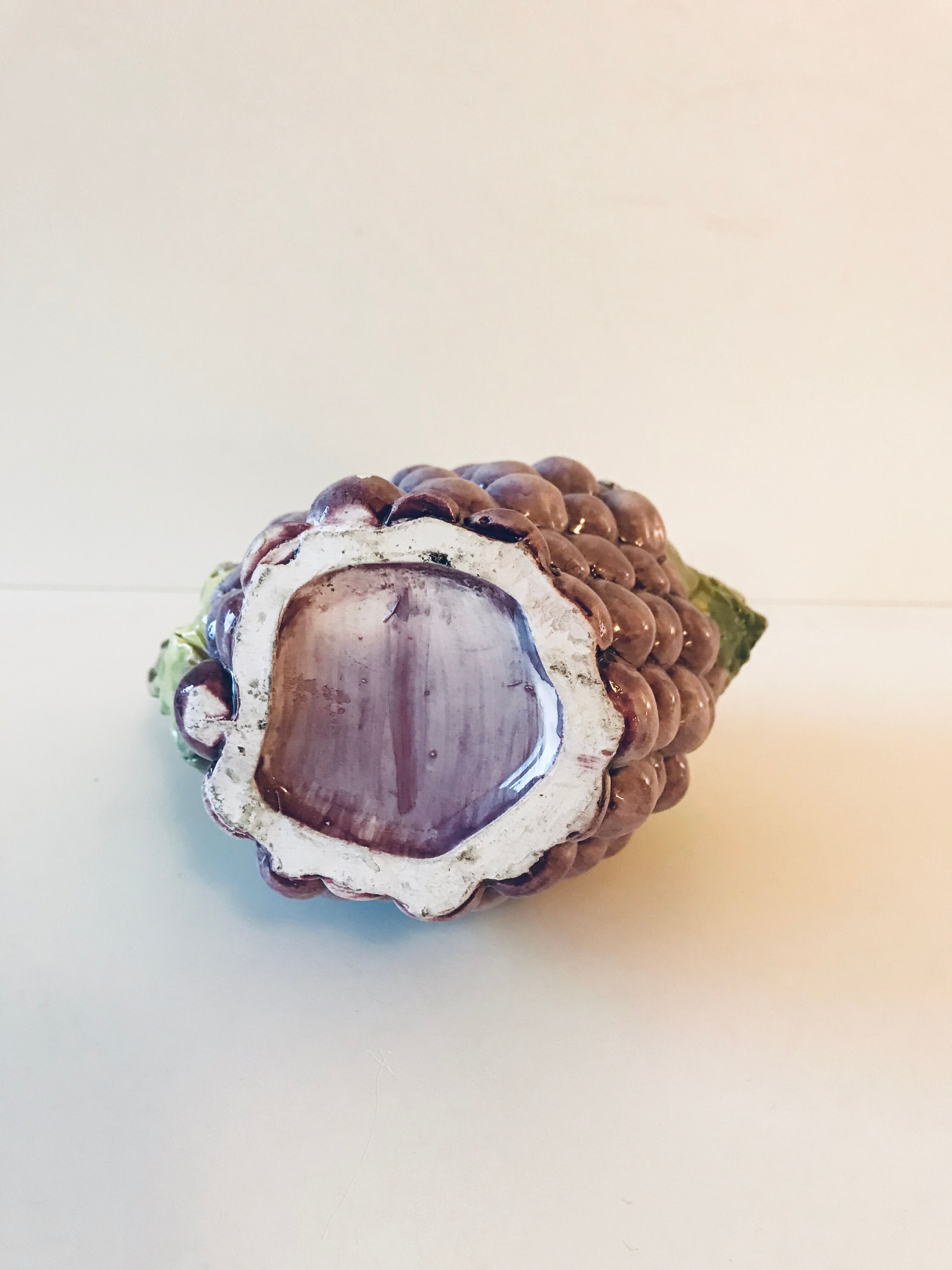 Grape dabbling pitcher