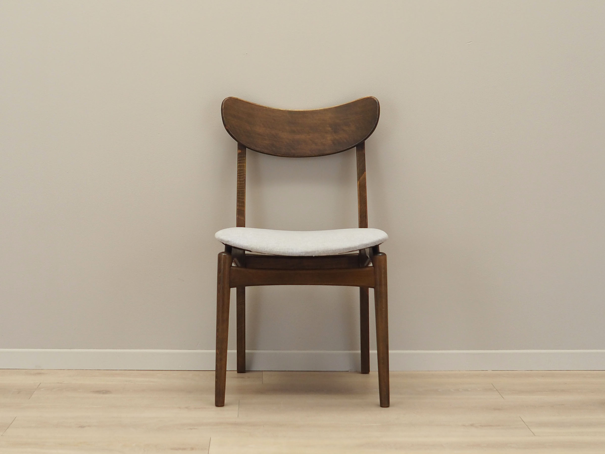 Set of six walnut chairs, Danish design, 60s, production: Denmark
