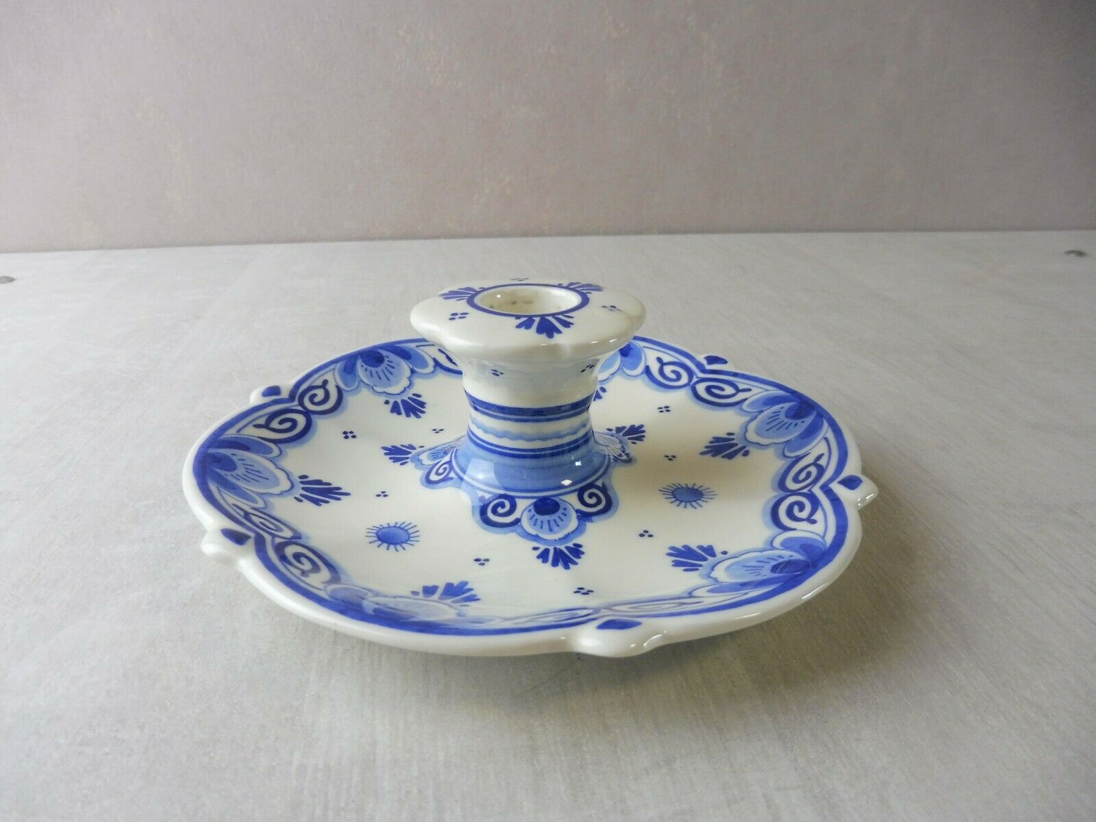 Old ceramic candle holder, Delfts Blauw 1568