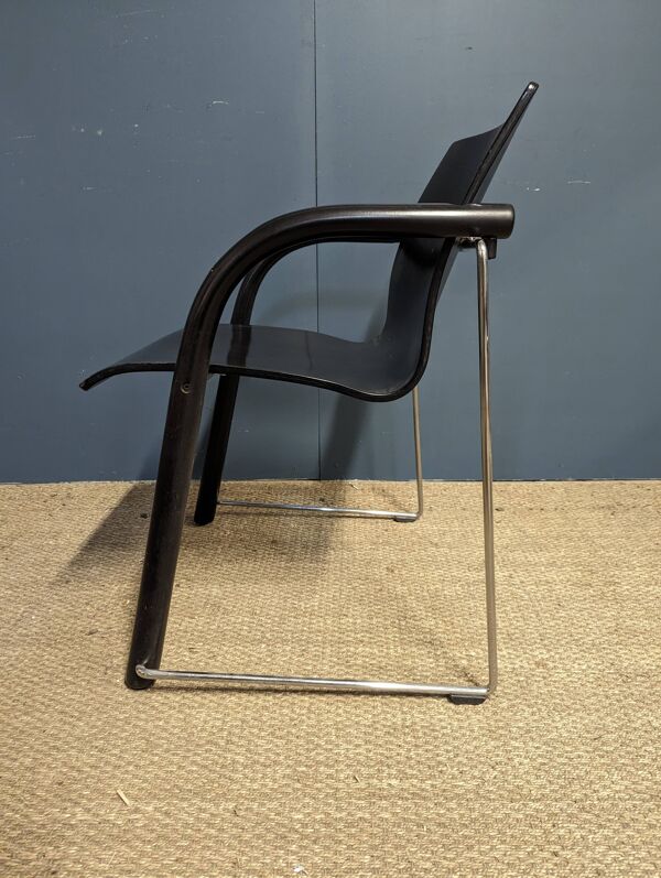 Chaise Thonet S320 noire