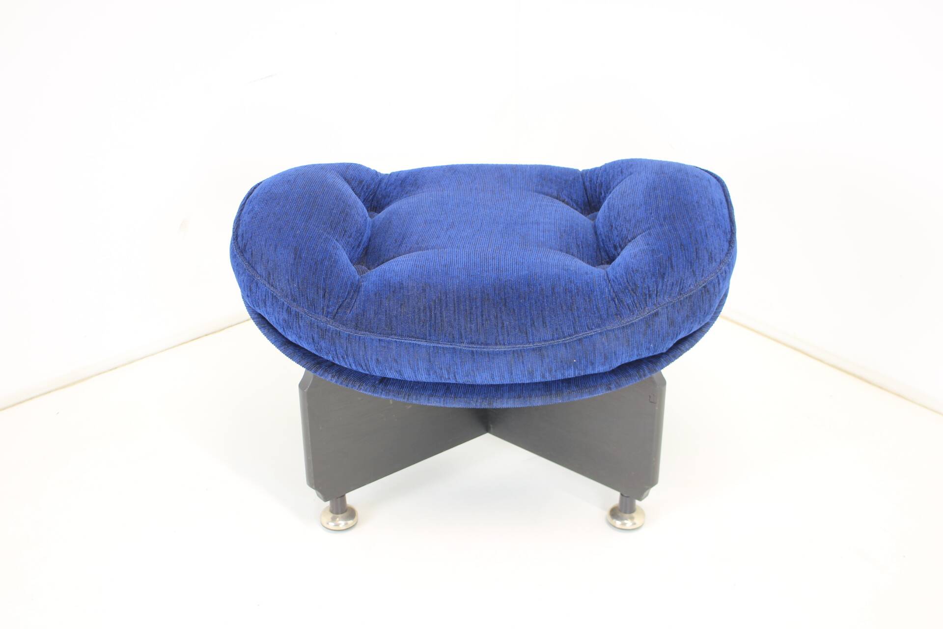 Mid century Big Stool, Germany, 1970s