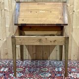Rustic sloping desk from the 19th century in oak and fir