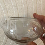 Glass cup chiseled decoration butterflies and flowers