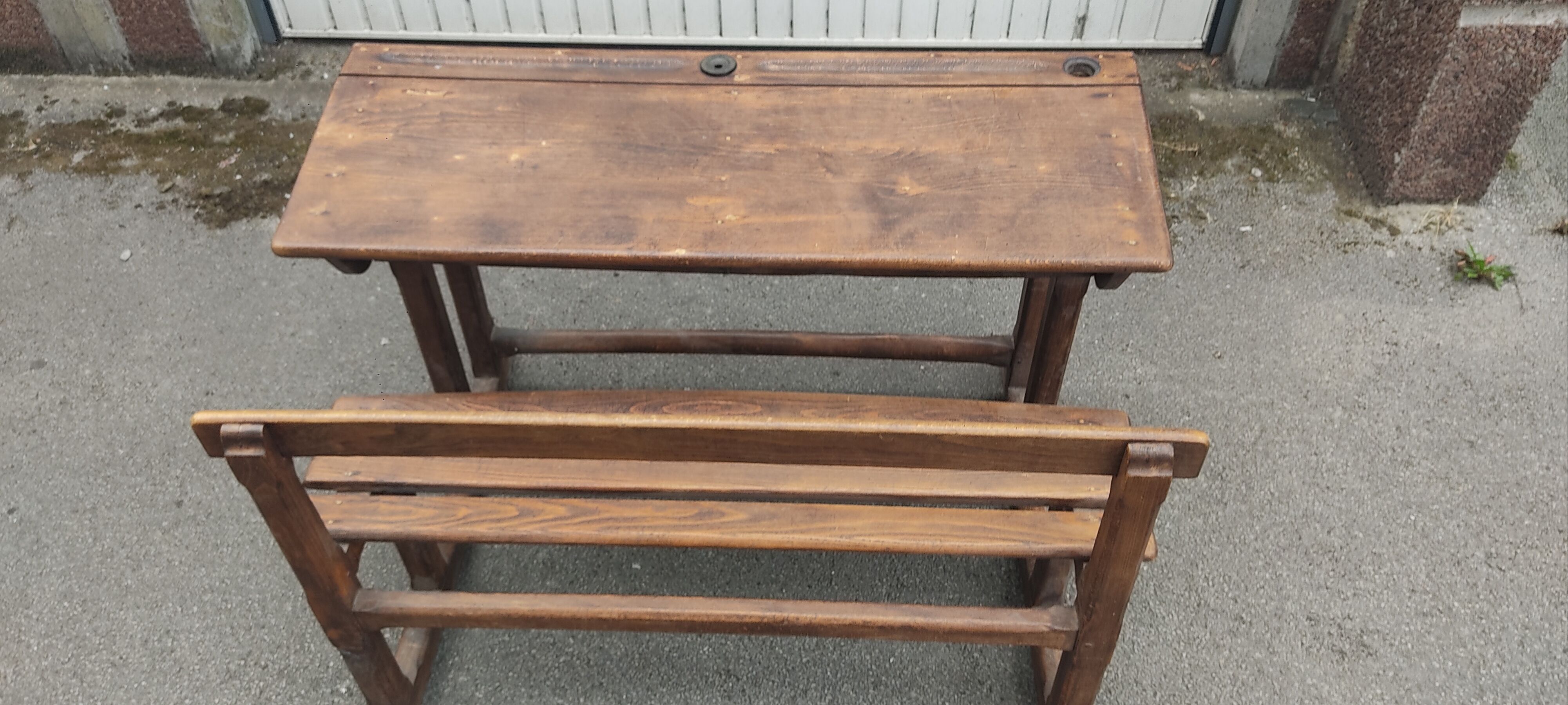 Old school desk desk in vintage wood 1950
