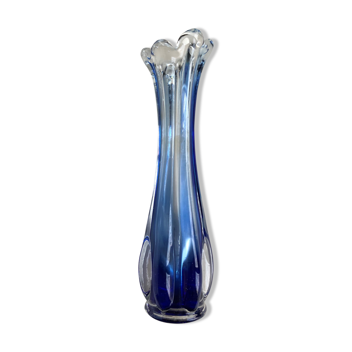 Soliflore vase in blue glass