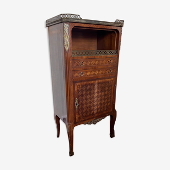 Chest of drawers in marquetry and bronze