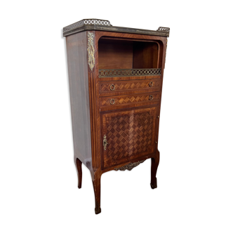 Chest of drawers in marquetry and bronze