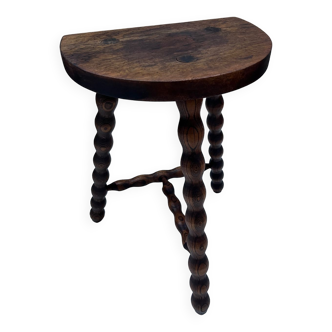 Tabouret tripode en bois
