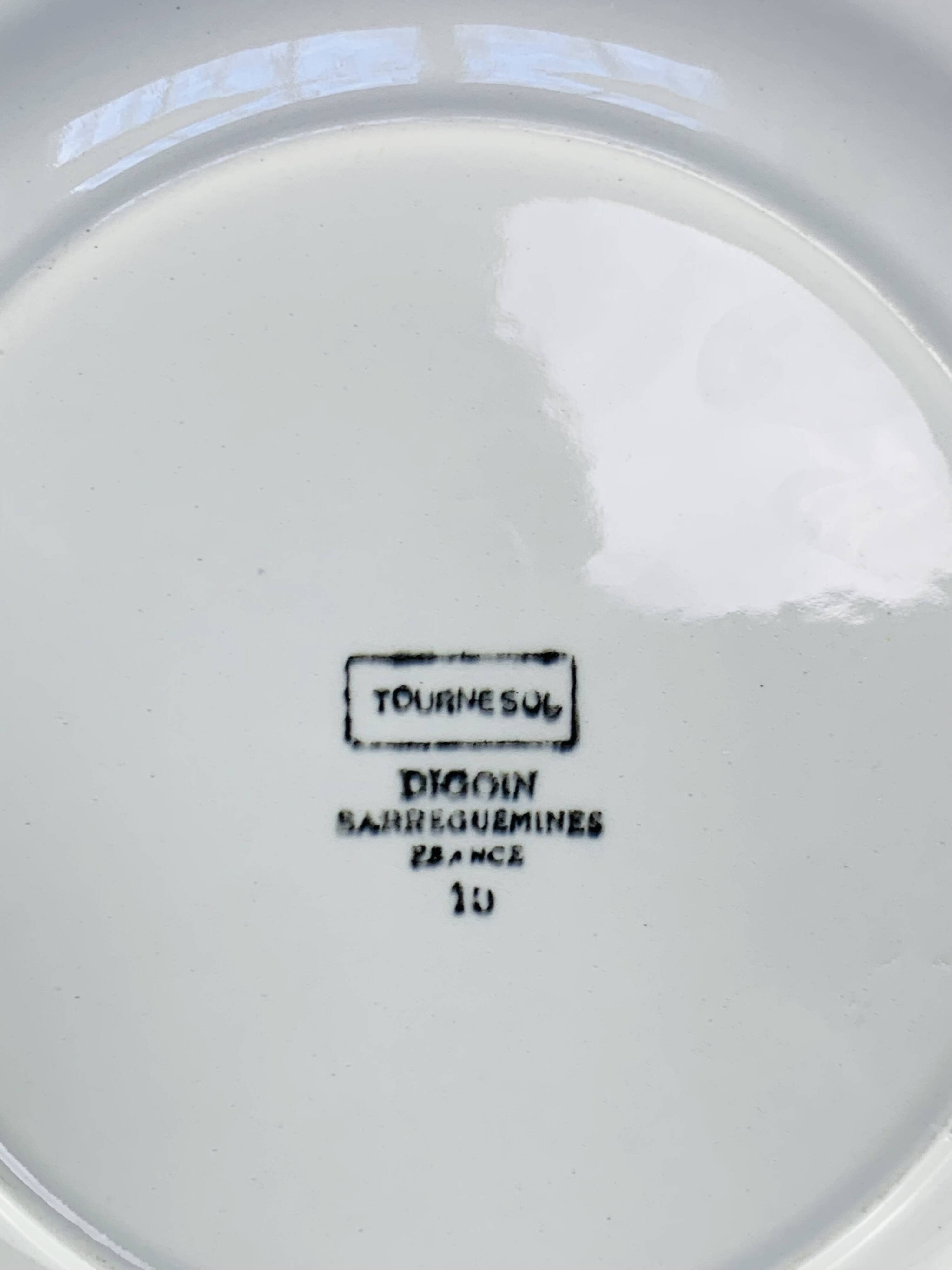 6 Sunflower dinner plates by Digoin Sarreguemines, vintage