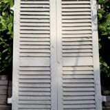 Pair of small shutters