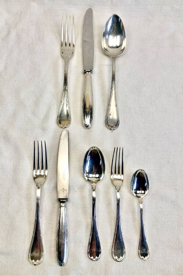 Ménagère 85 pièces Christofle Rubans croisés en métal argenté